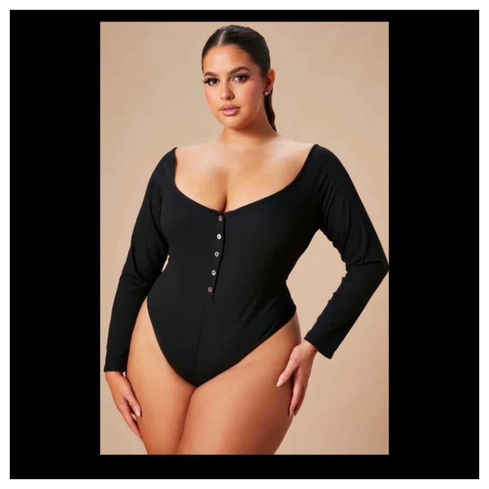 FASHION NOVA Black Bodysuit